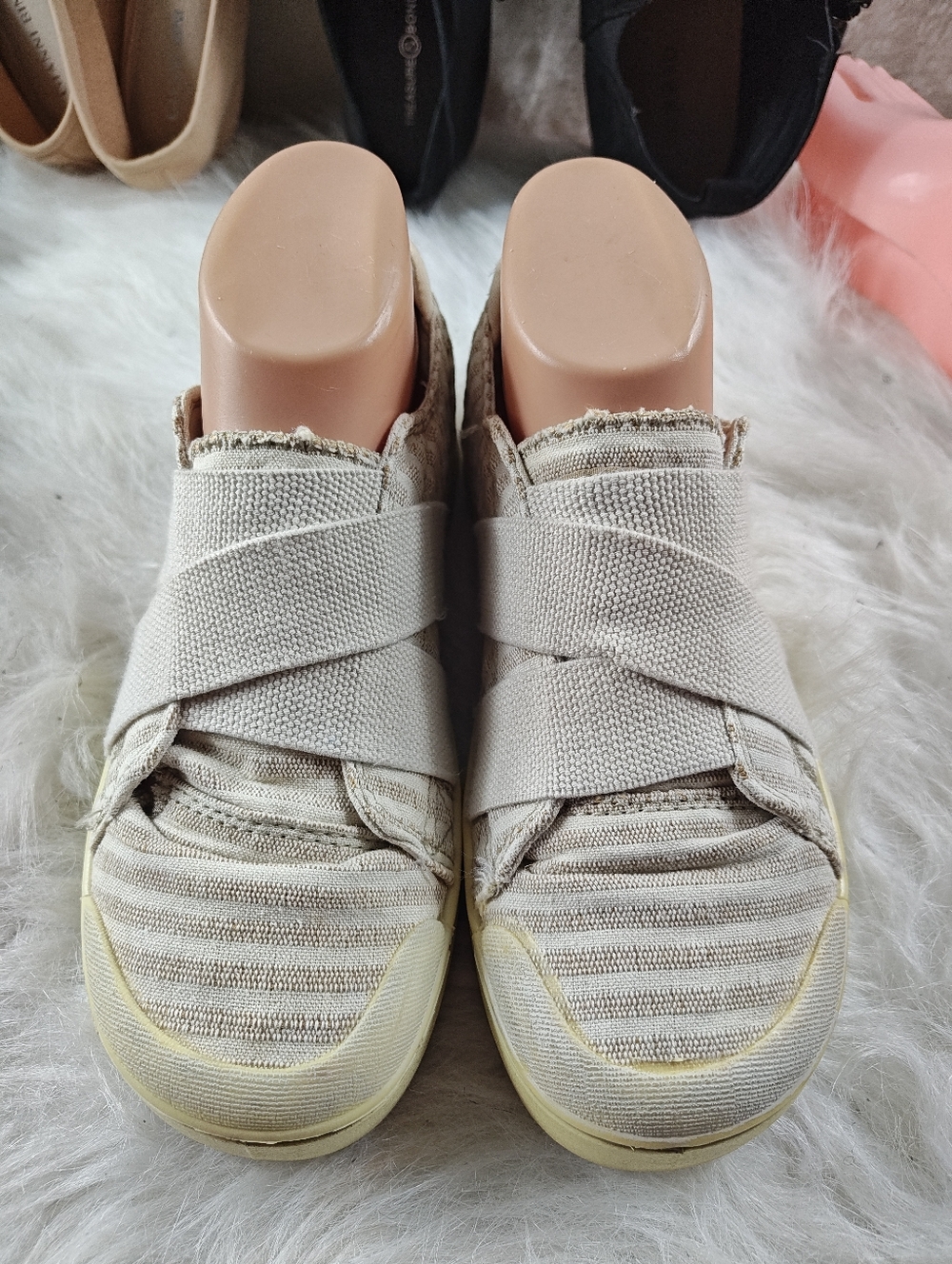 Keen Elsa IV Gore Slip-On – Natural Birch Stripe — Women’s Size 7